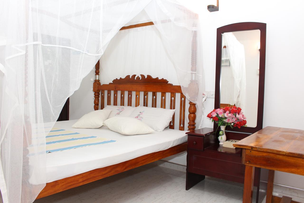 Gihan Guesthouse Mirissa Zewnętrze zdjęcie