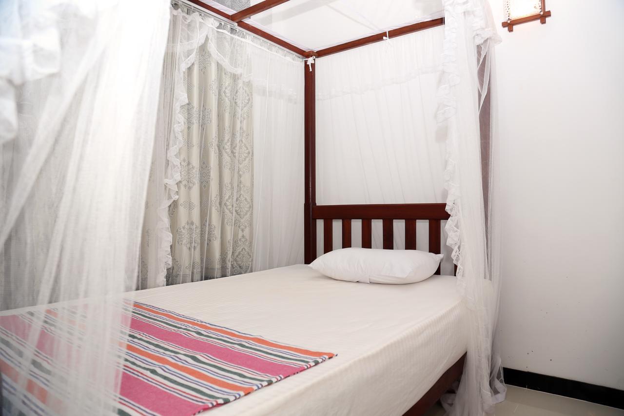 Gihan Guesthouse Mirissa Zewnętrze zdjęcie
